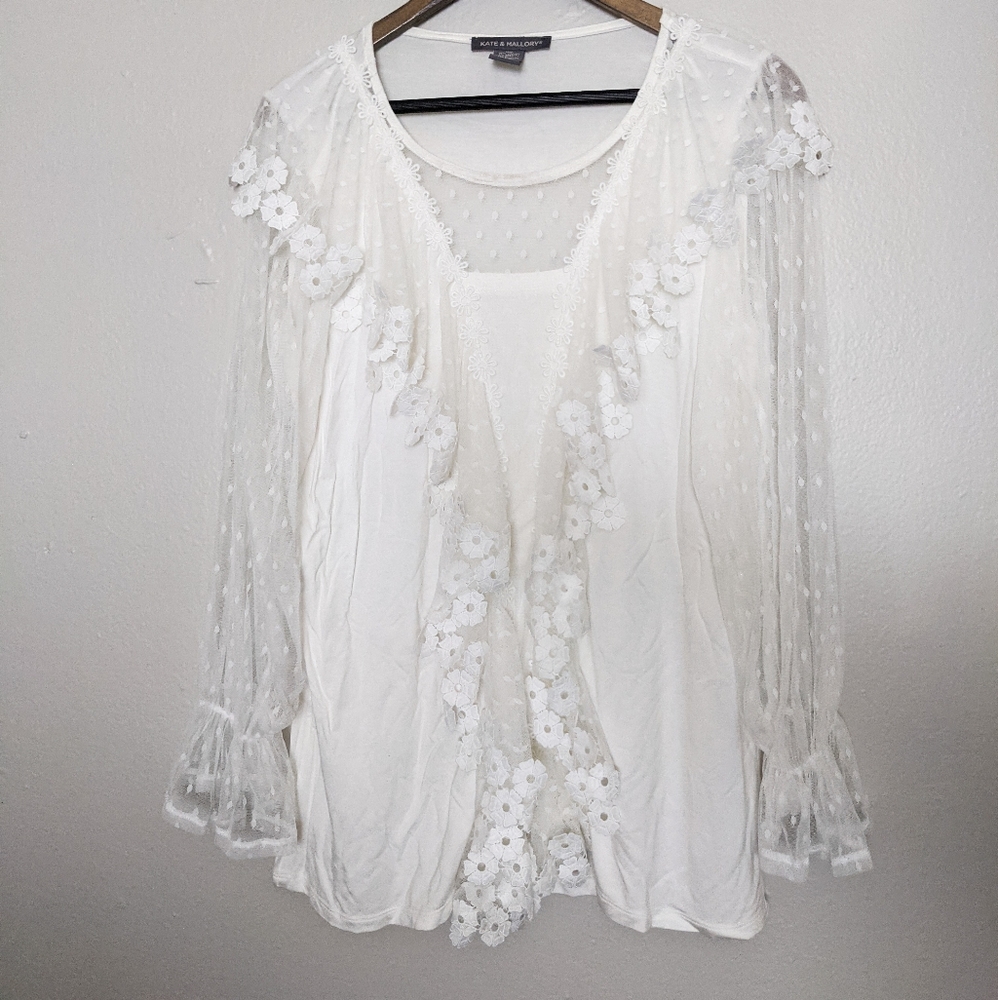Kate & Mallory white lace puff sleeve peasant top